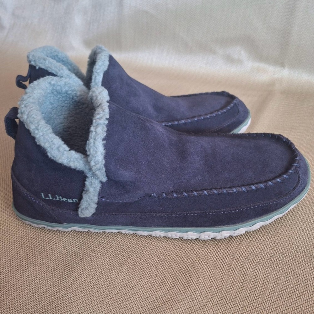L.L. Bean Women’s Fleece Lined Slip on Insulated Shoes Booties Size 10